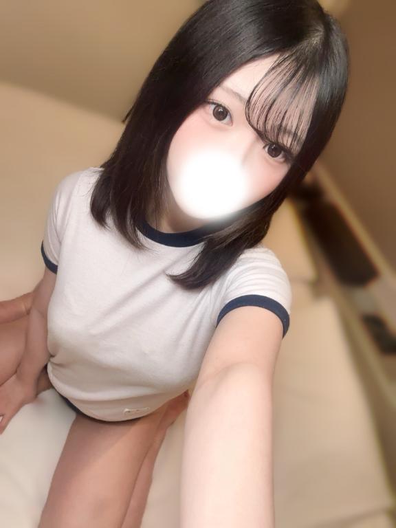しゅ୨୧