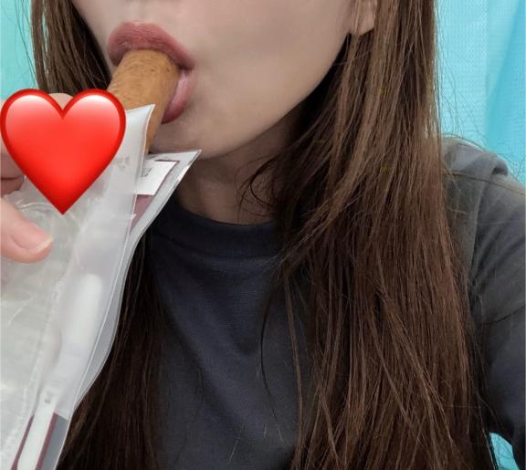 食べてたら、、、