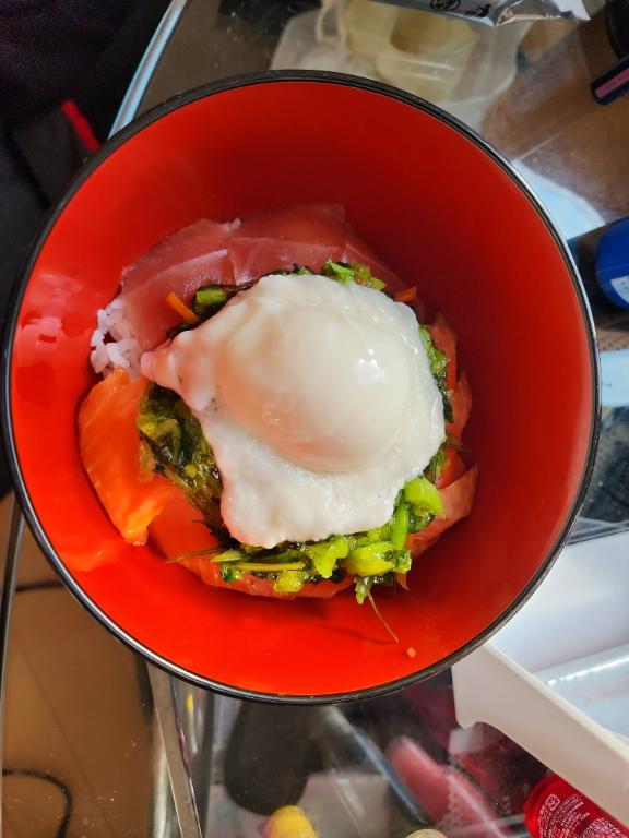 本日も居てます、お休みの日に．．．