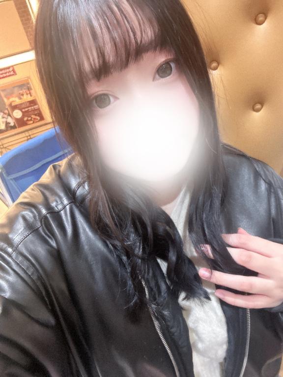 今日は急遽今からラストまで出勤です❣