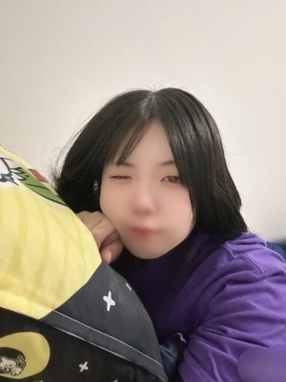 おはおはー(ง˘ω˘)ว