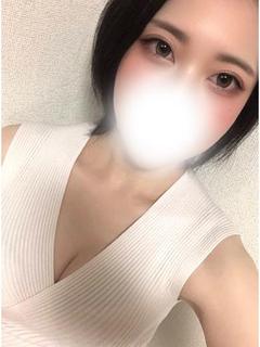林　ゆりあ